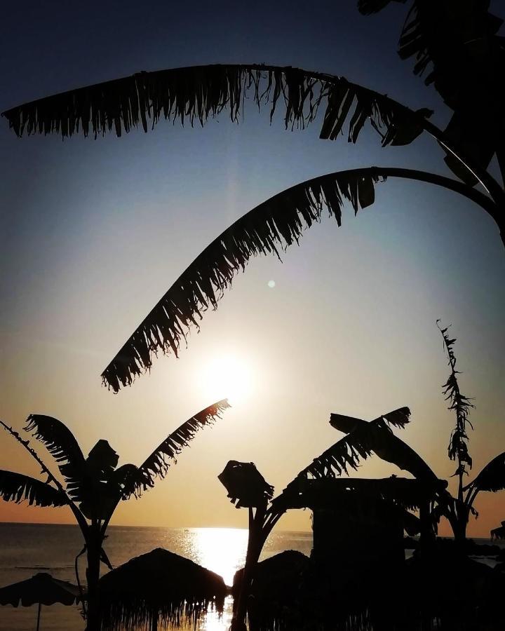 Tsambikos Apts Faliraki Buitenkant foto