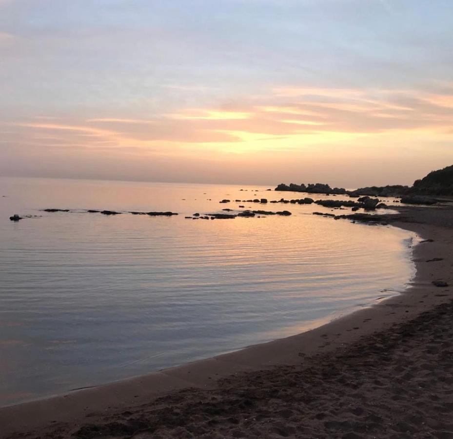 Tsambikos Apts Faliraki Buitenkant foto