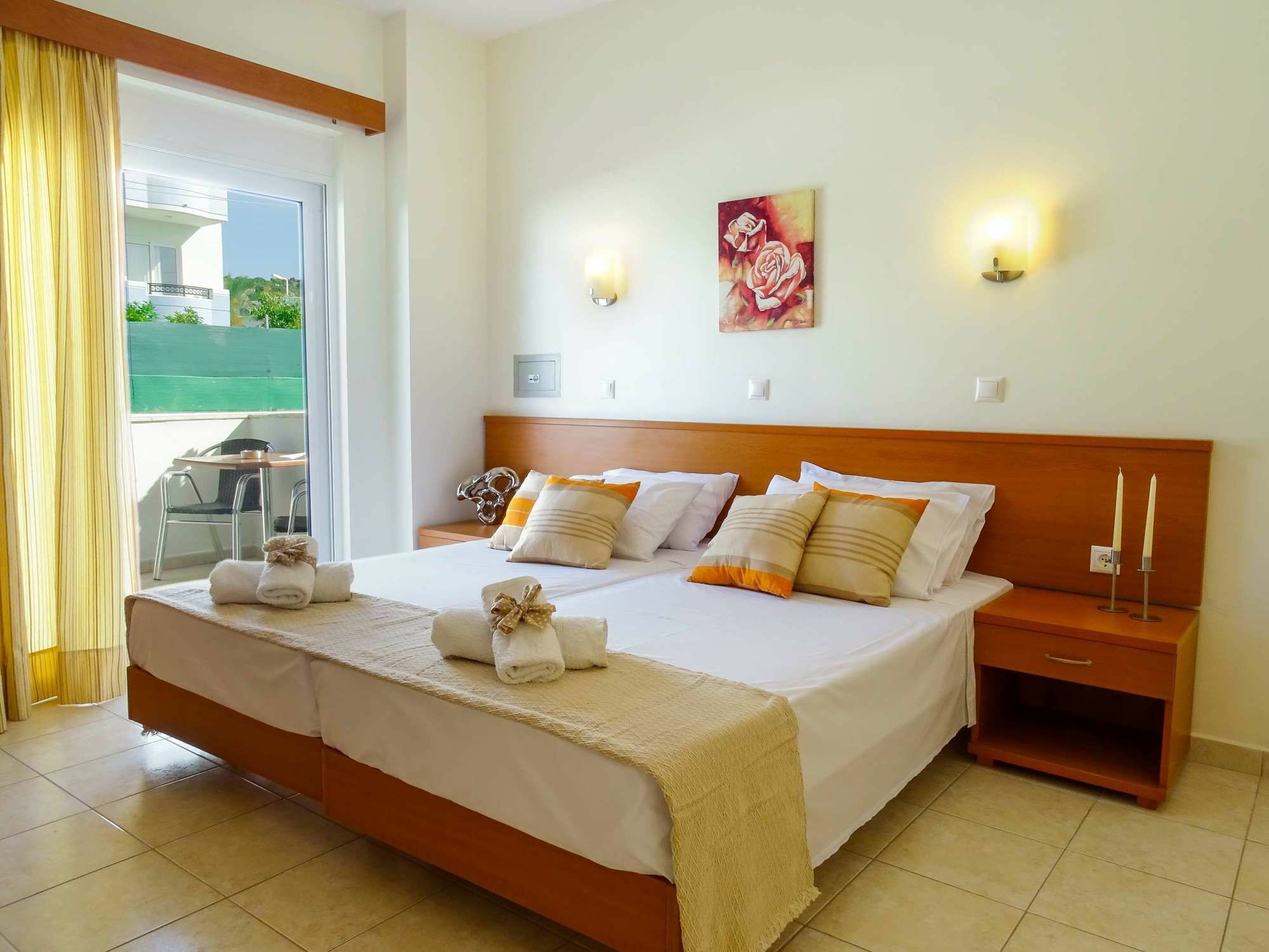 Tsambikos Apts Faliraki Buitenkant foto