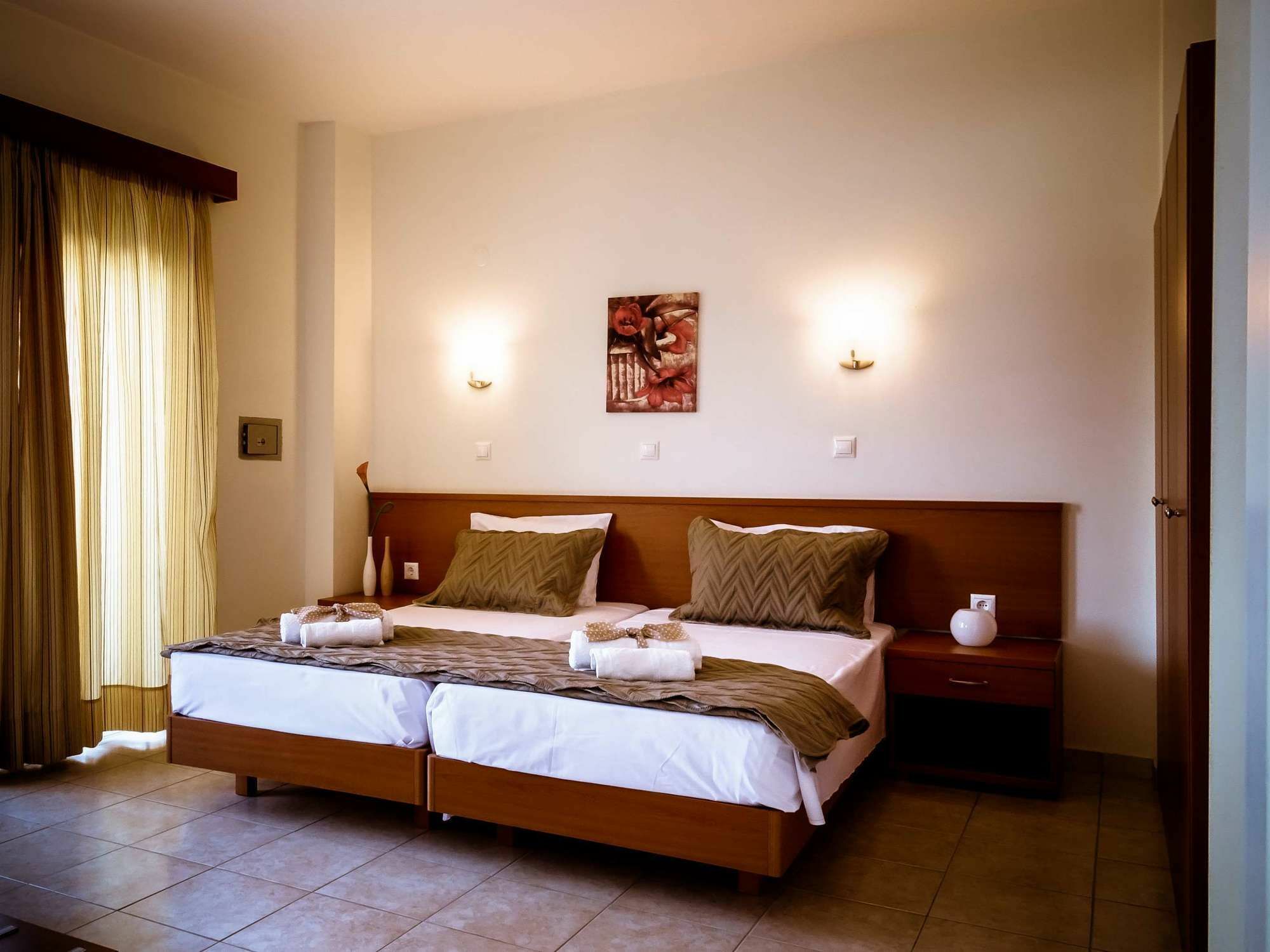 Tsambikos Apts Faliraki Buitenkant foto