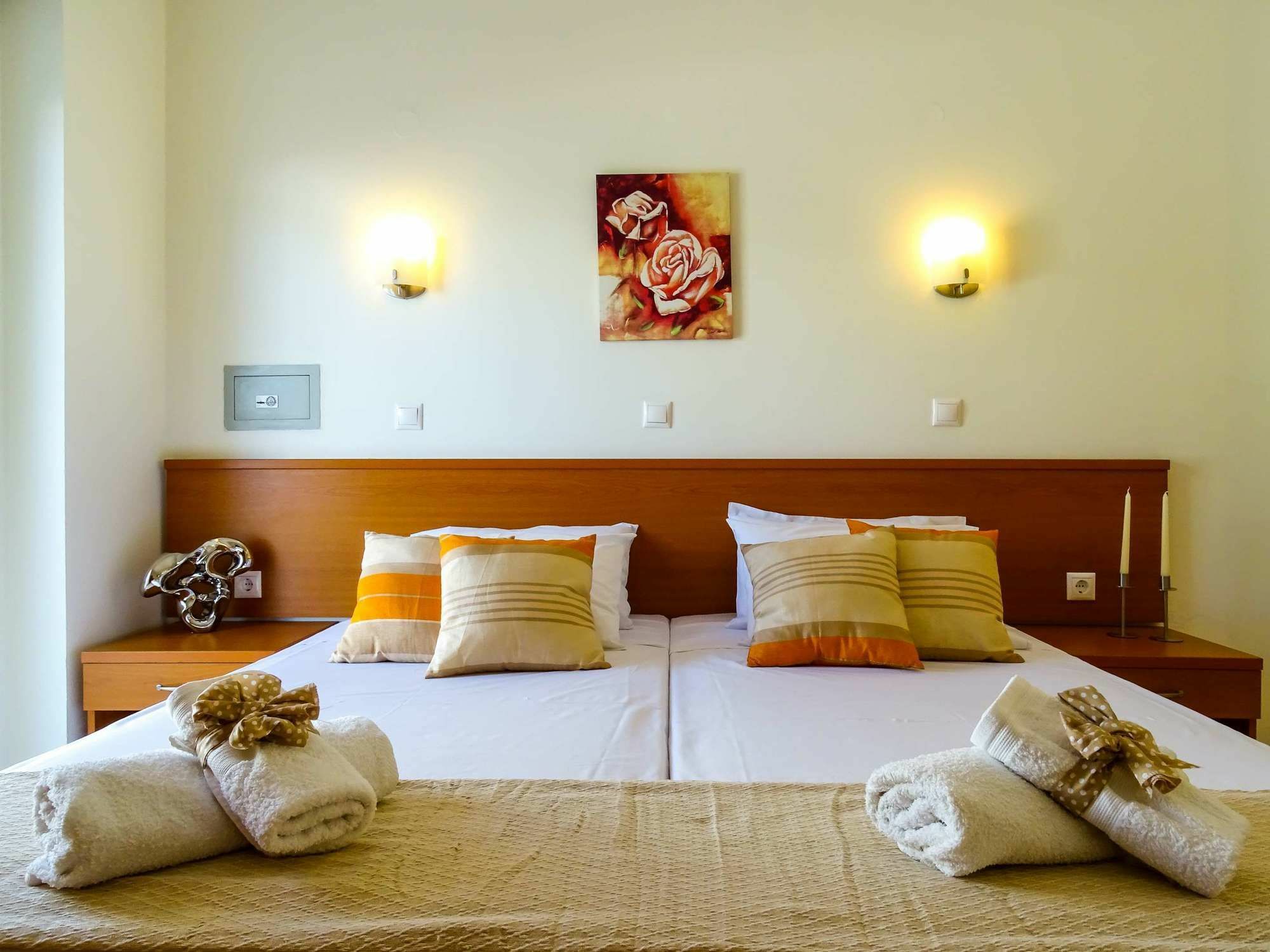 Tsambikos Apts Faliraki Buitenkant foto